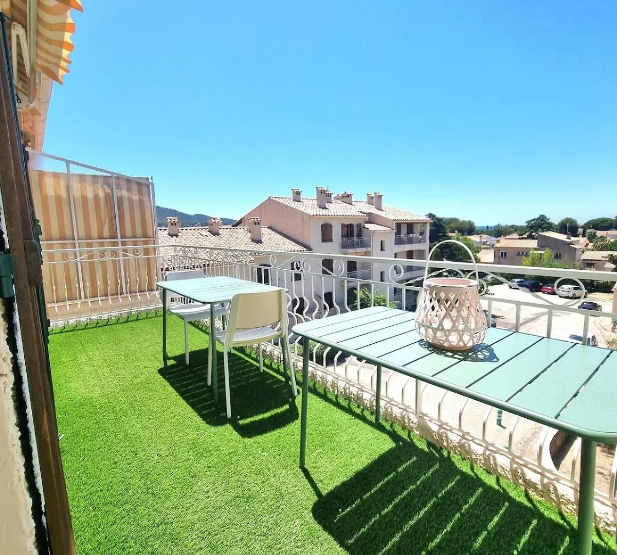 Goodlife - A 5 Min A Pieds De La Mer Avec Balcon & Parking - By Auraconciergerie Saint-Cyr-sur-Mer 0*,